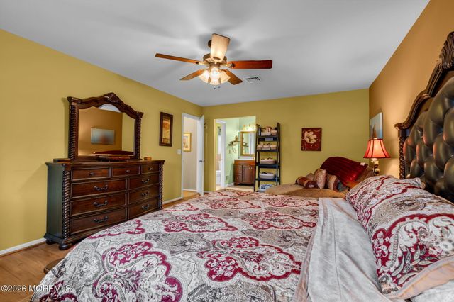 35 Yorkshire Drive, Toms River, NJ 08753