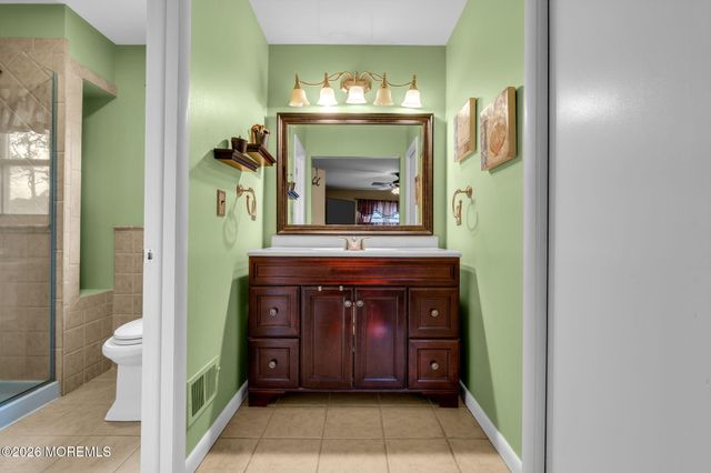 35 Yorkshire Drive, Toms River, NJ 08753