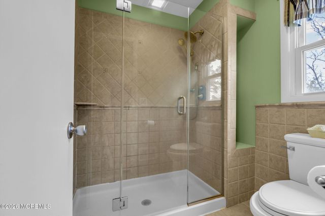 35 Yorkshire Drive, Toms River, NJ 08753