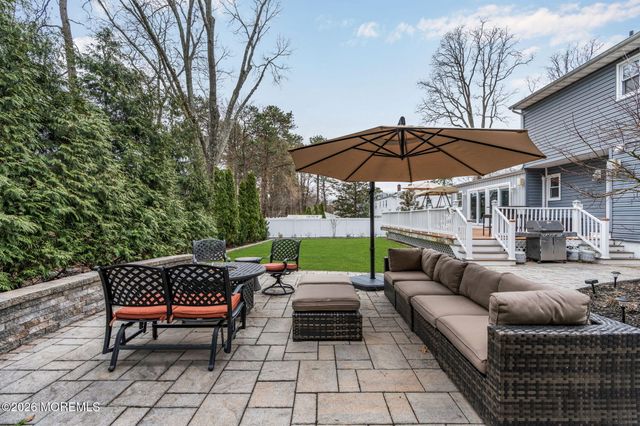 35 Yorkshire Drive, Toms River, NJ 08753