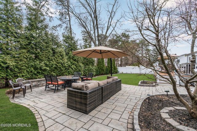 35 Yorkshire Drive, Toms River, NJ 08753