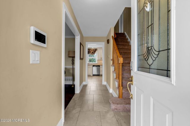 35 Yorkshire Drive, Toms River, NJ 08753