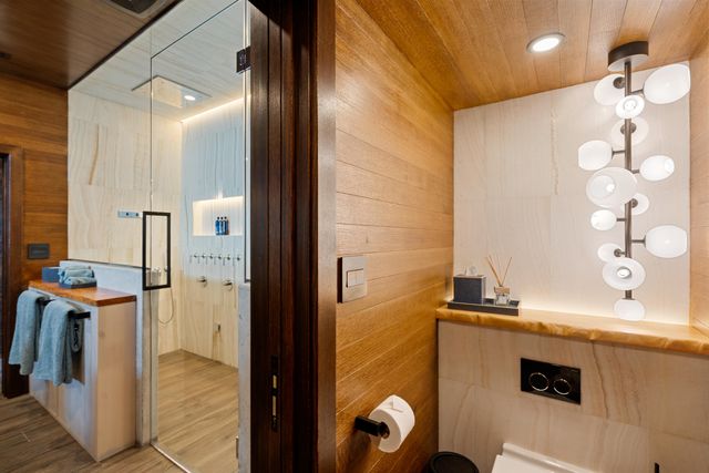 555 Ocean Cay Drive, Key Largo, FL 33037