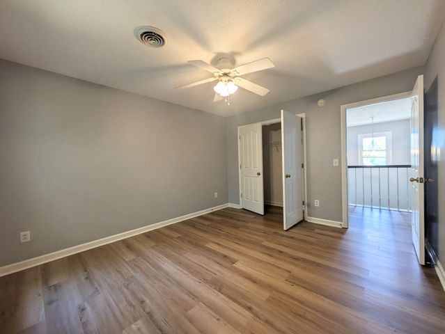 313 Castlemere Ct, Murfreesboro, TN 37130