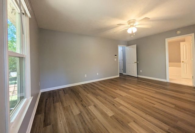 313 Castlemere Ct, Murfreesboro, TN 37130