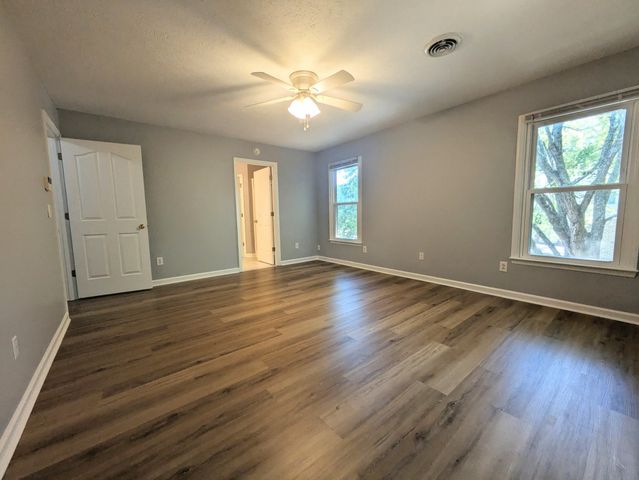 313 Castlemere Ct, Murfreesboro, TN 37130
