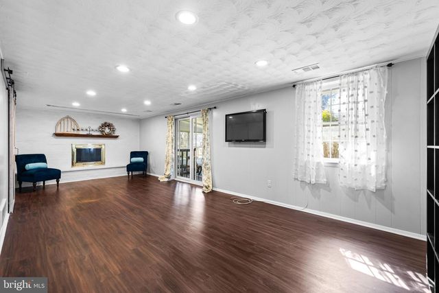 223 BOND AVE, Reisterstown, MD 21136