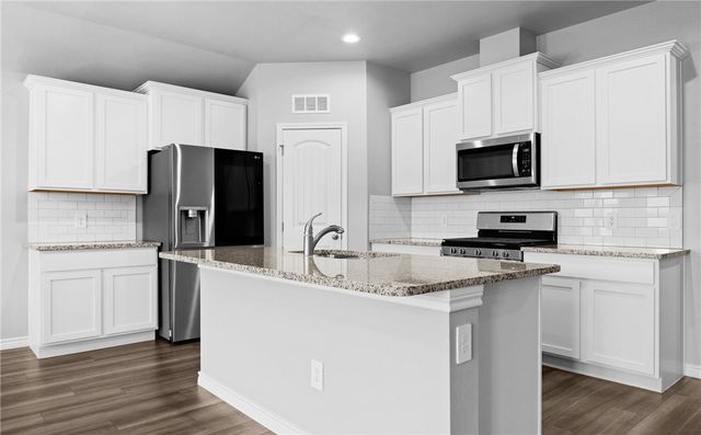 7805 Iron Man Dr, Corpus Christi, TX 78414