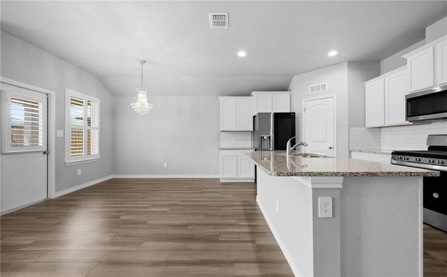 7805 Iron Man Dr, Corpus Christi, TX 78414