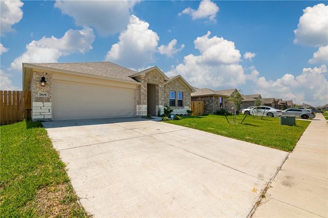 7805 Iron Man Dr, Corpus Christi, TX 78414