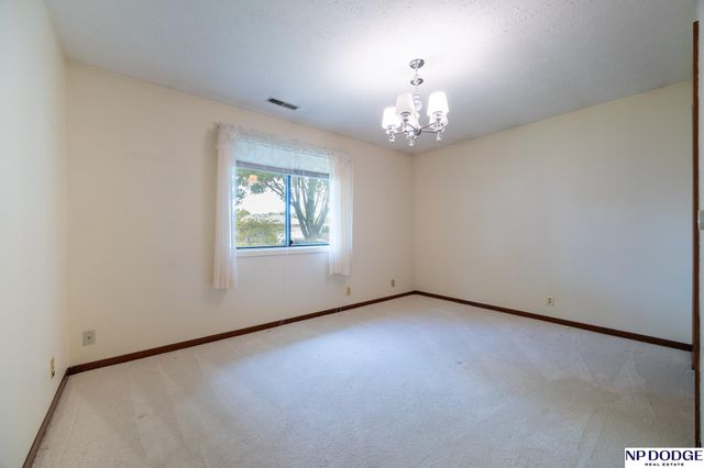 2317 W Washington Street, Lincoln, NE 68522