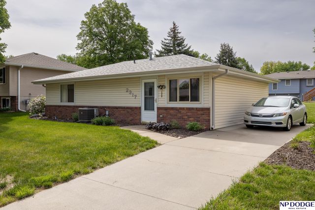 2317 W Washington Street, Lincoln, NE 68522