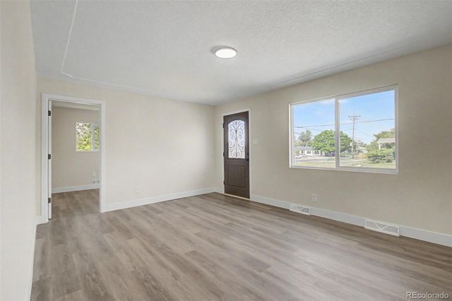 901 S RALEIGH Street, Denver, CO 80219