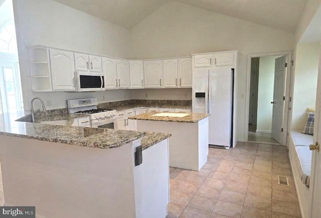 670 BETHANY LOOP, Bethany Beach, DE 19930