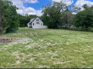 600 E Armitage Avenue, Addison, IL 60101