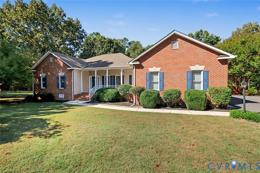 13824 Brandycrest Dr, Chesterfield, VA 23832