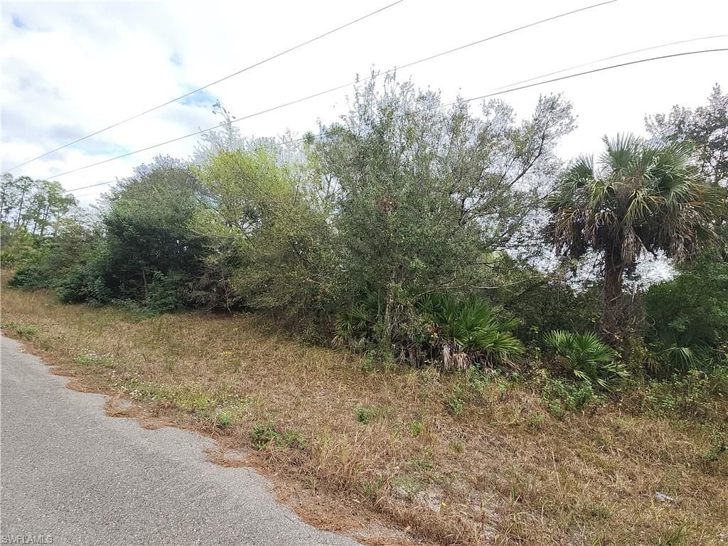 1222 Roosevelt AVE, LEHIGH ACRES, FL 33972 — photo 2