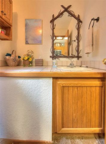 1059 Mercury, Crestline, CA 92325