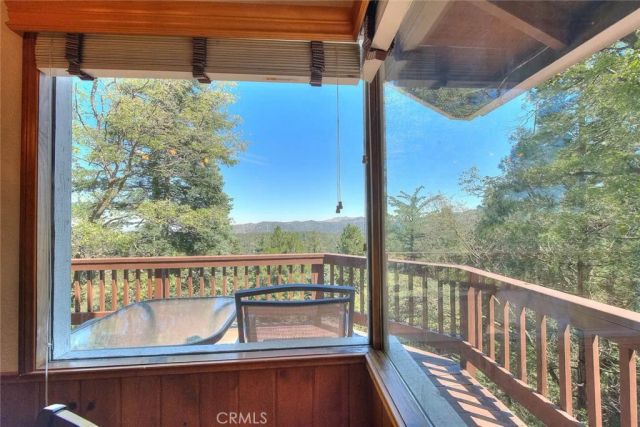 1059 Mercury, Crestline, CA 92325