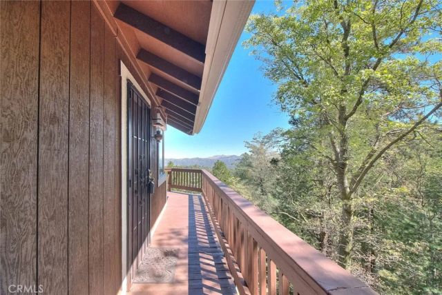 1059 Mercury, Crestline, CA 92325