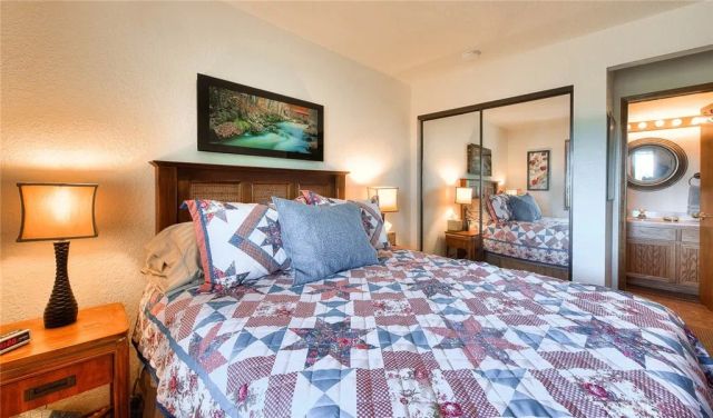 1059 Mercury, Crestline, CA 92325