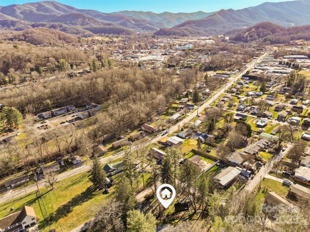 182 Timothy Lane, Waynesville, NC 28786