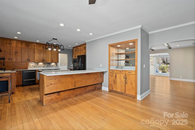 182 Timothy Lane, Waynesville, NC 28786