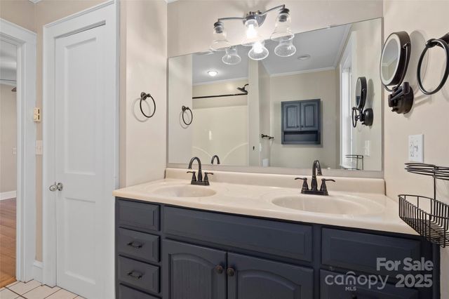 182 Timothy Lane, Waynesville, NC 28786