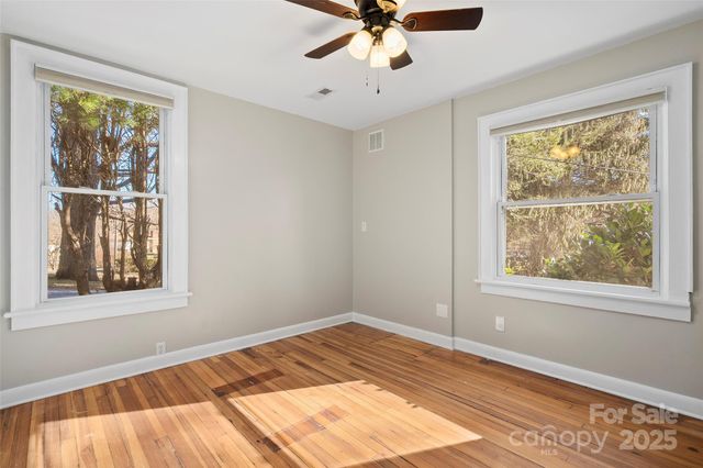 182 Timothy Lane, Waynesville, NC 28786