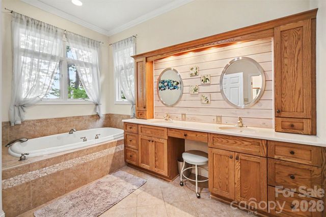 193 Washam Road, Mooresville, NC 28117