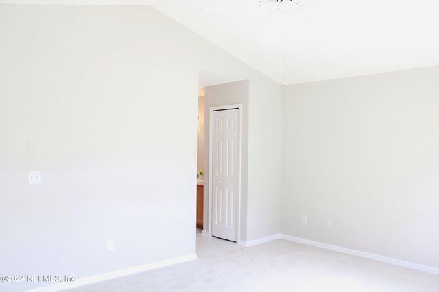 8229 PROVINCIAL Circle S, Jacksonville, FL 32277