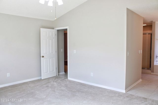 8229 PROVINCIAL Circle S, Jacksonville, FL 32277