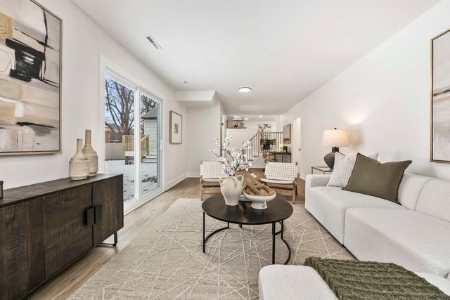 778 Wilson Avenue, Glen Ellyn, IL 60137