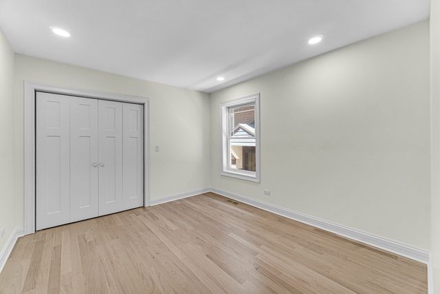 6341 N Campbell Avenue, Chicago, IL 60659