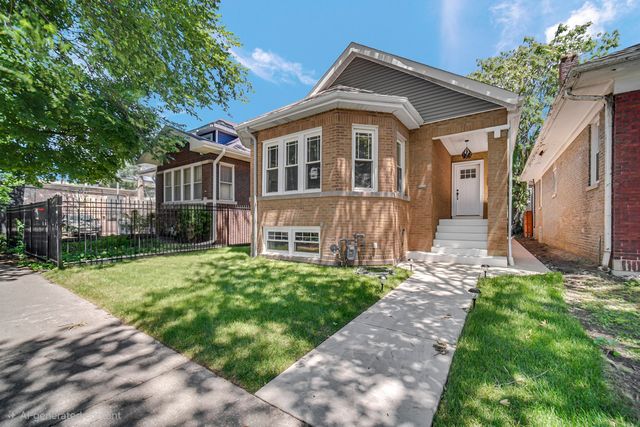 6341 N Campbell Avenue, Chicago, IL 60659