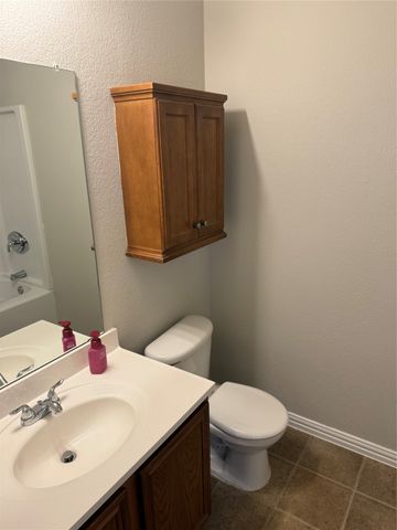 9884 Autumn Sage Drive, Fort Worth, TX 76108