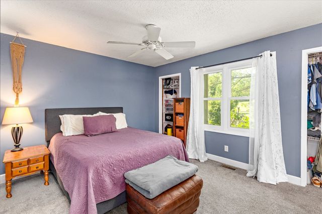 1161 Columbine Circle, Norwalk, IA 50211