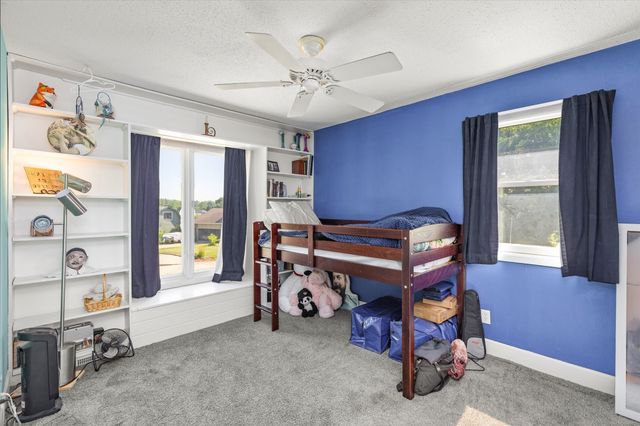 1161 Columbine Circle, Norwalk, IA 50211
