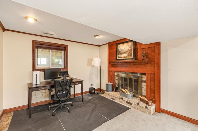 1161 Columbine Circle, Norwalk, IA 50211