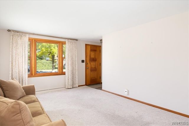 158 Park Forest Drive, Amherst, NY 14221