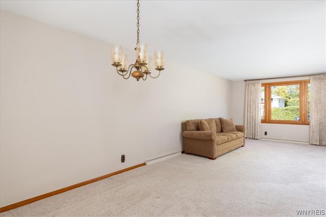 158 Park Forest Drive, Amherst, NY 14221