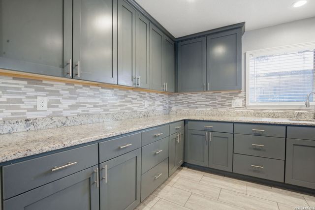 1225 unicorn, New Braunfels, TX 78130