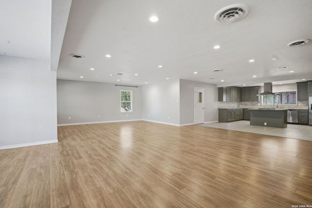 1225 unicorn, New Braunfels, TX 78130