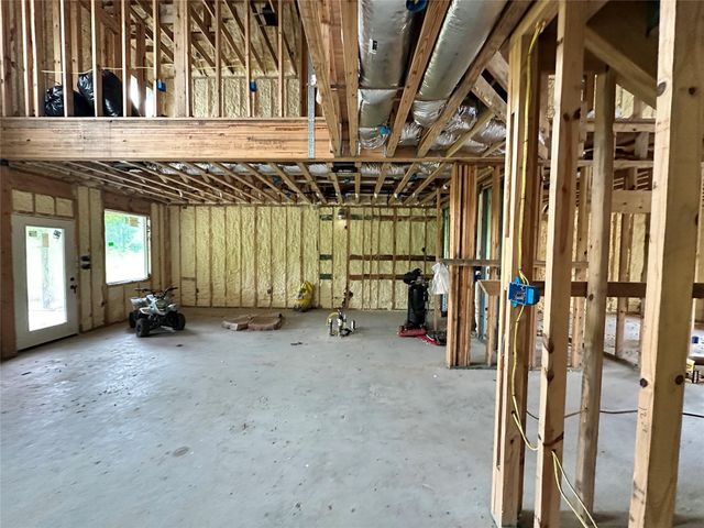 909 Walker Street, La Marque, TX 77568
