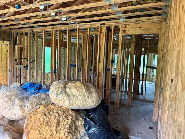 909 Walker Street, La Marque, TX 77568
