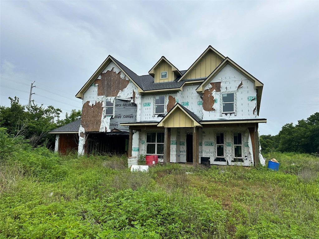 909 Walker Street, La Marque, TX 77568