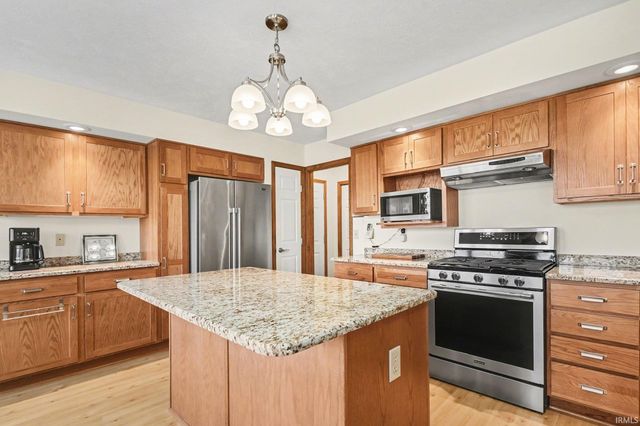 12164 Covered Wagon Court, Granger, IN 46530