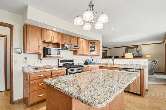 12164 Covered Wagon Court, Granger, IN 46530