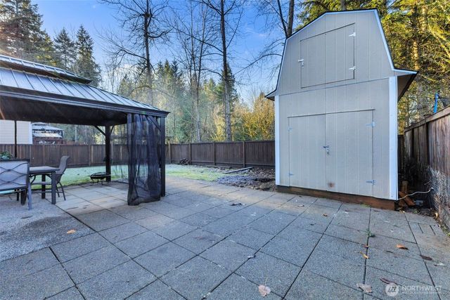 20702 190th Avenue E, Orting, WA 98360