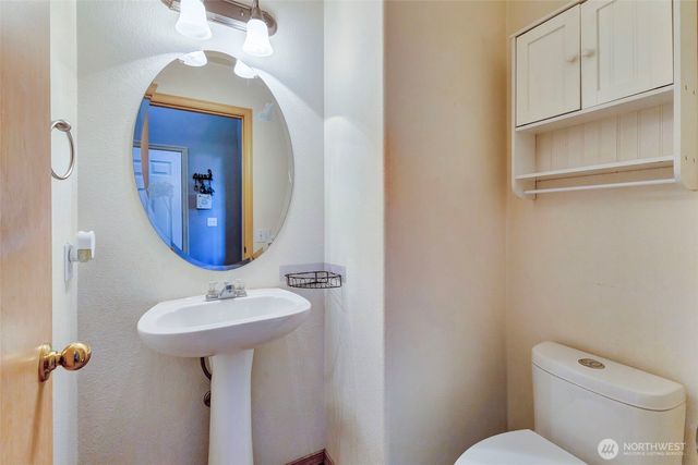 20702 190th Avenue E, Orting, WA 98360